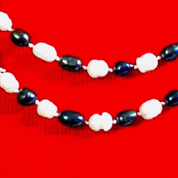 FINAL SALE 44" Tahitian Baroque pearl necklace. - Picture 5 of 8
